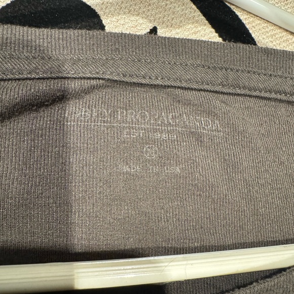 Obey Women's Black Graphic Sweatshirt - Picture 2 of 3